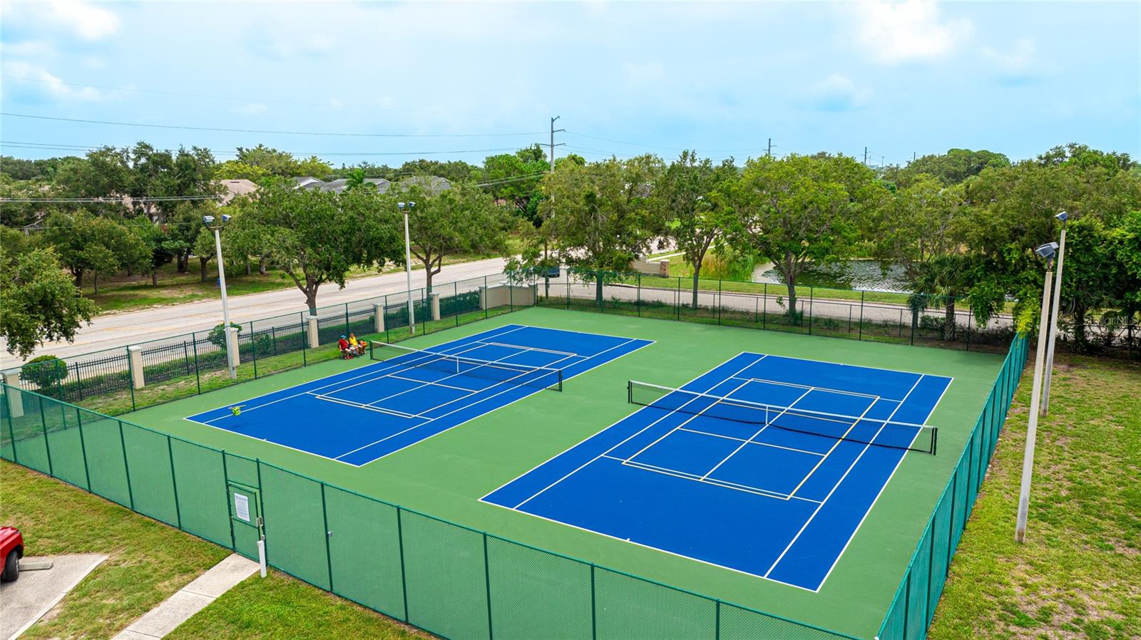 Image 23 of 36 For 4802 51st Street W 512