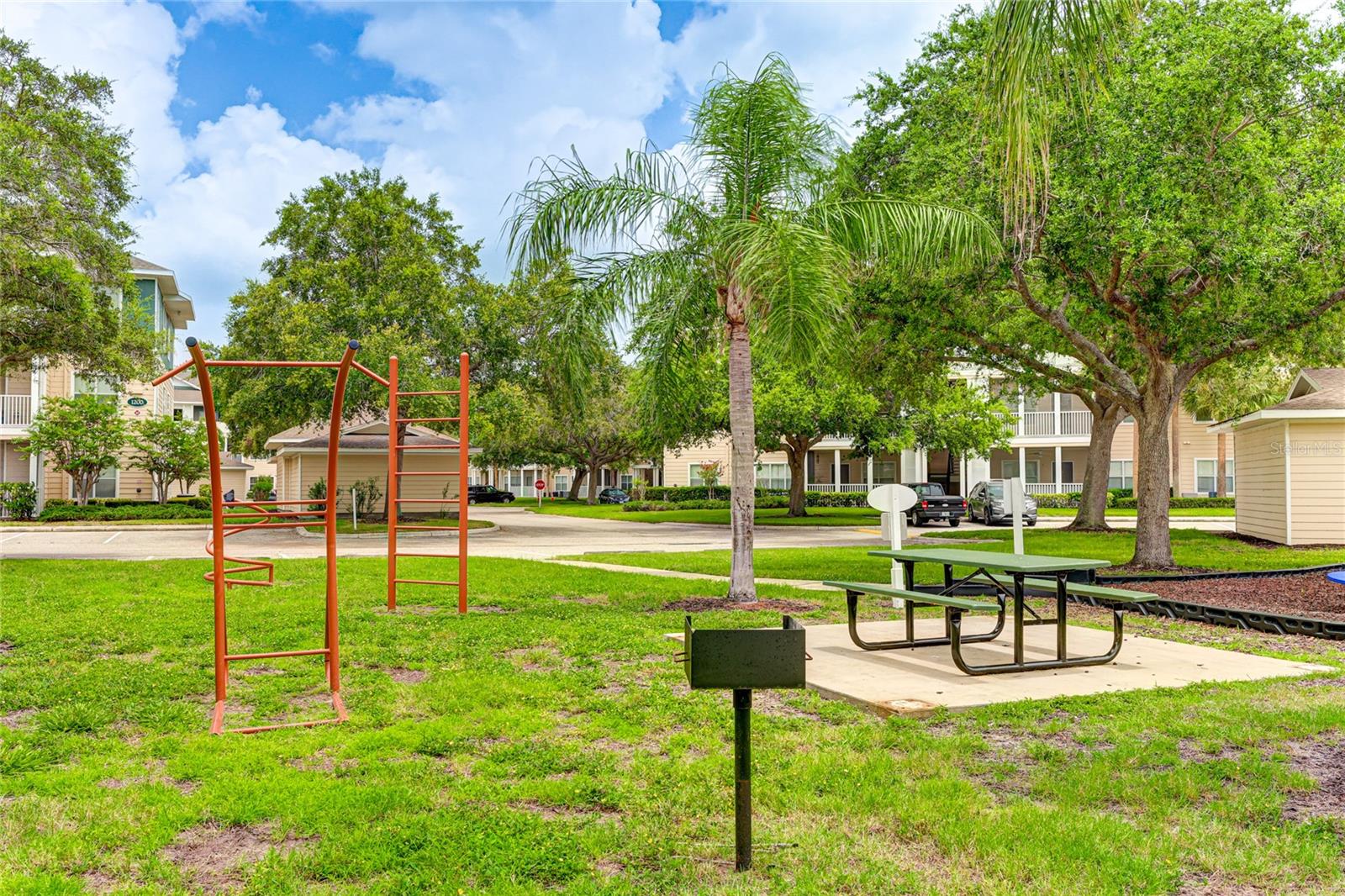 Image 33 of 36 For 4802 51st Street W 512