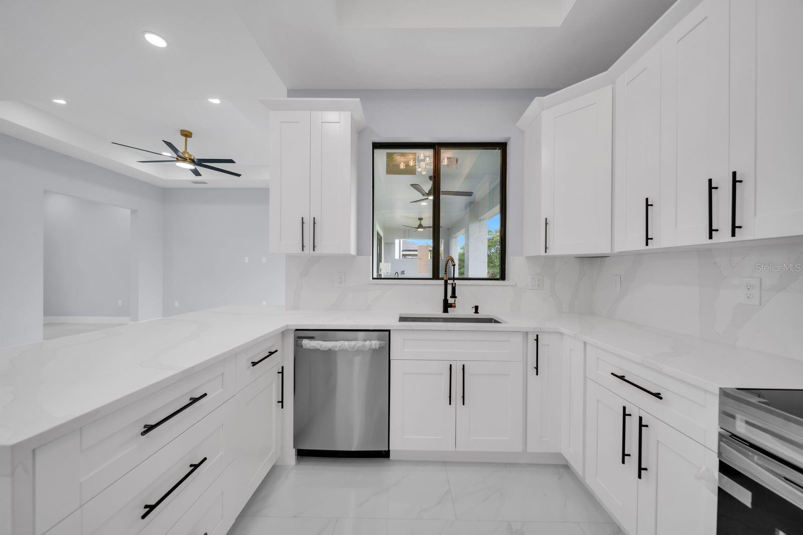 Image 10 of 40 For 3514 2nd Street Sw