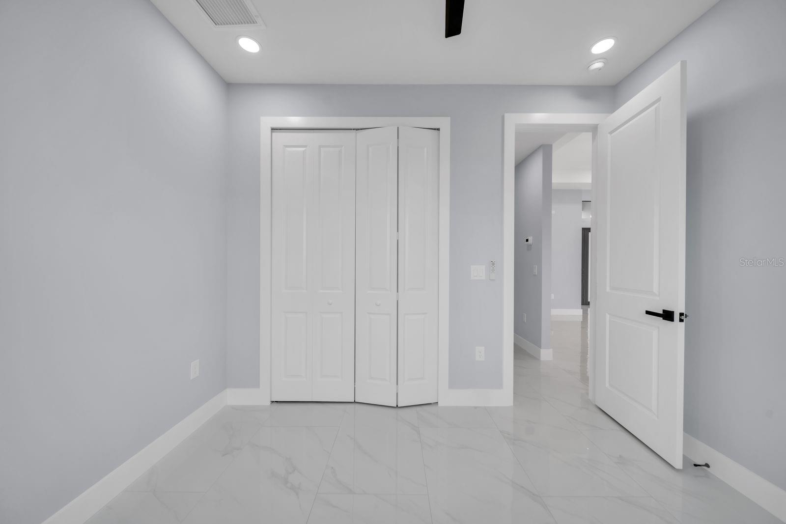 Image 21 of 40 For 3514 2nd Street Sw