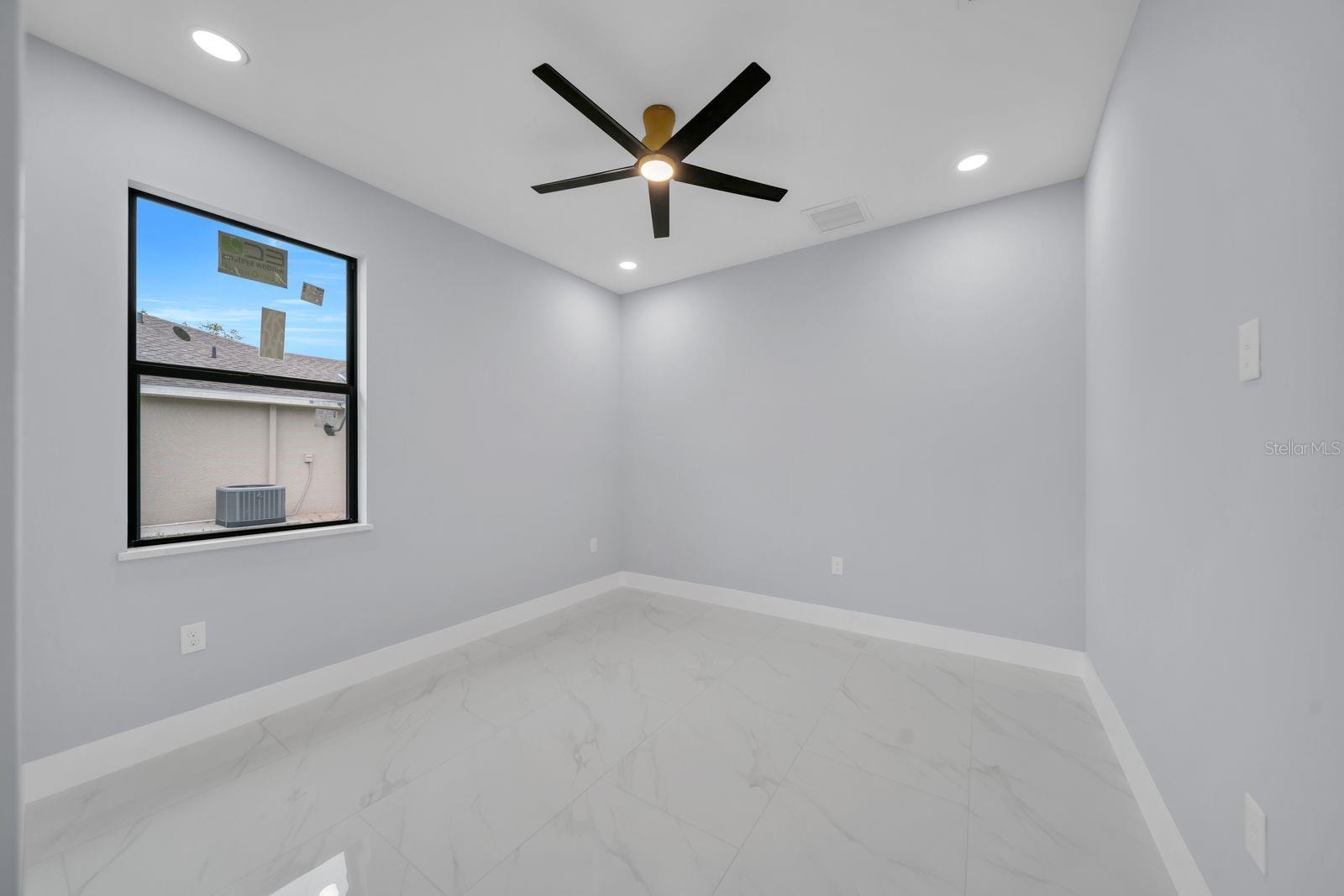 Image 23 of 40 For 3514 2nd Street Sw