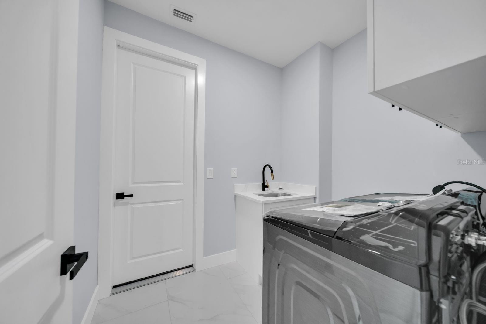 Image 26 of 40 For 3514 2nd Street Sw