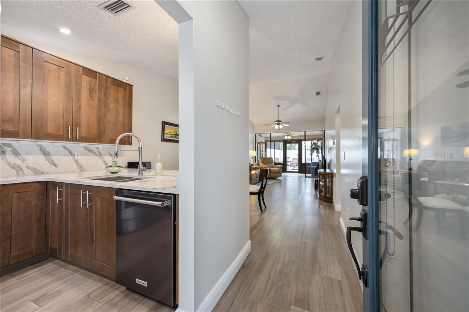 Image 10 of 52 For 4408 Park Lake Terrace S 4408