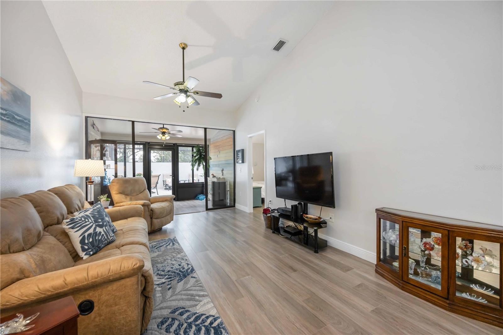 Image 6 of 52 For 4408 Park Lake Terrace S 4408