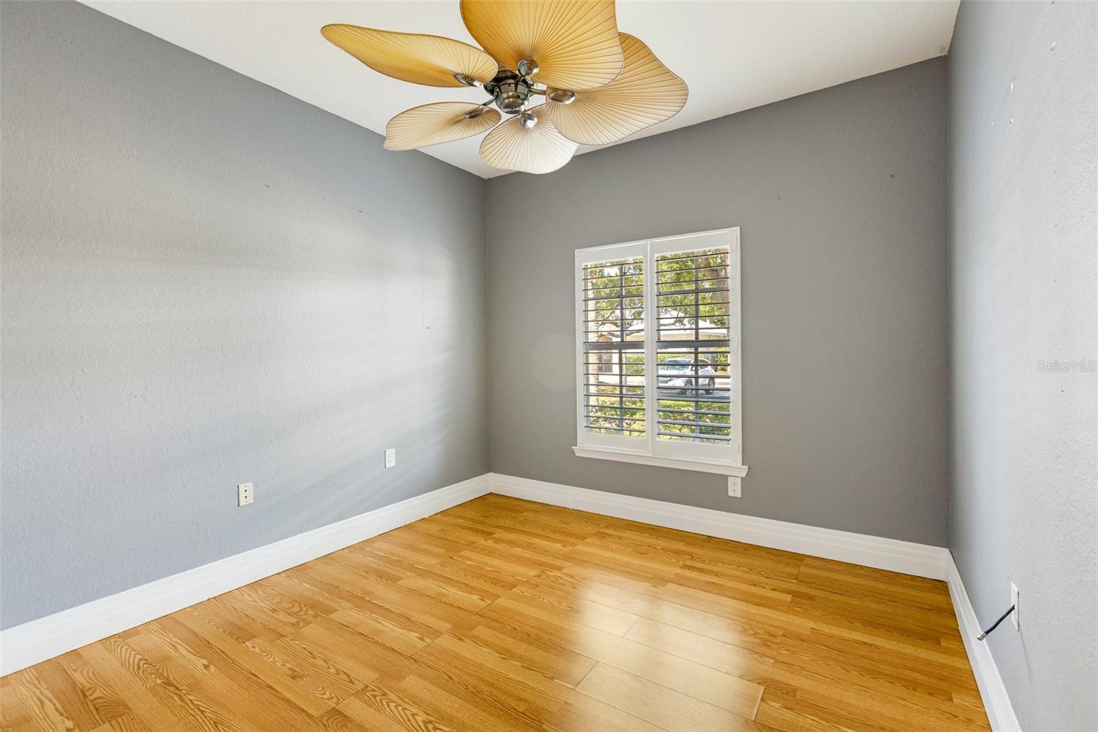 Image 30 of 42 For 5168 Northridge Road 106