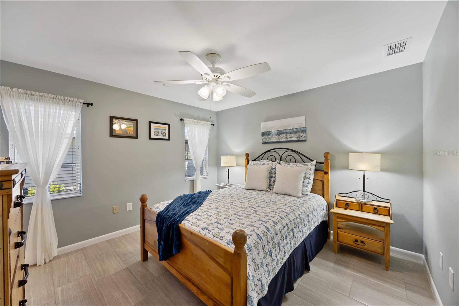 Image 15 of 53 For 4388 Pasadena Circle