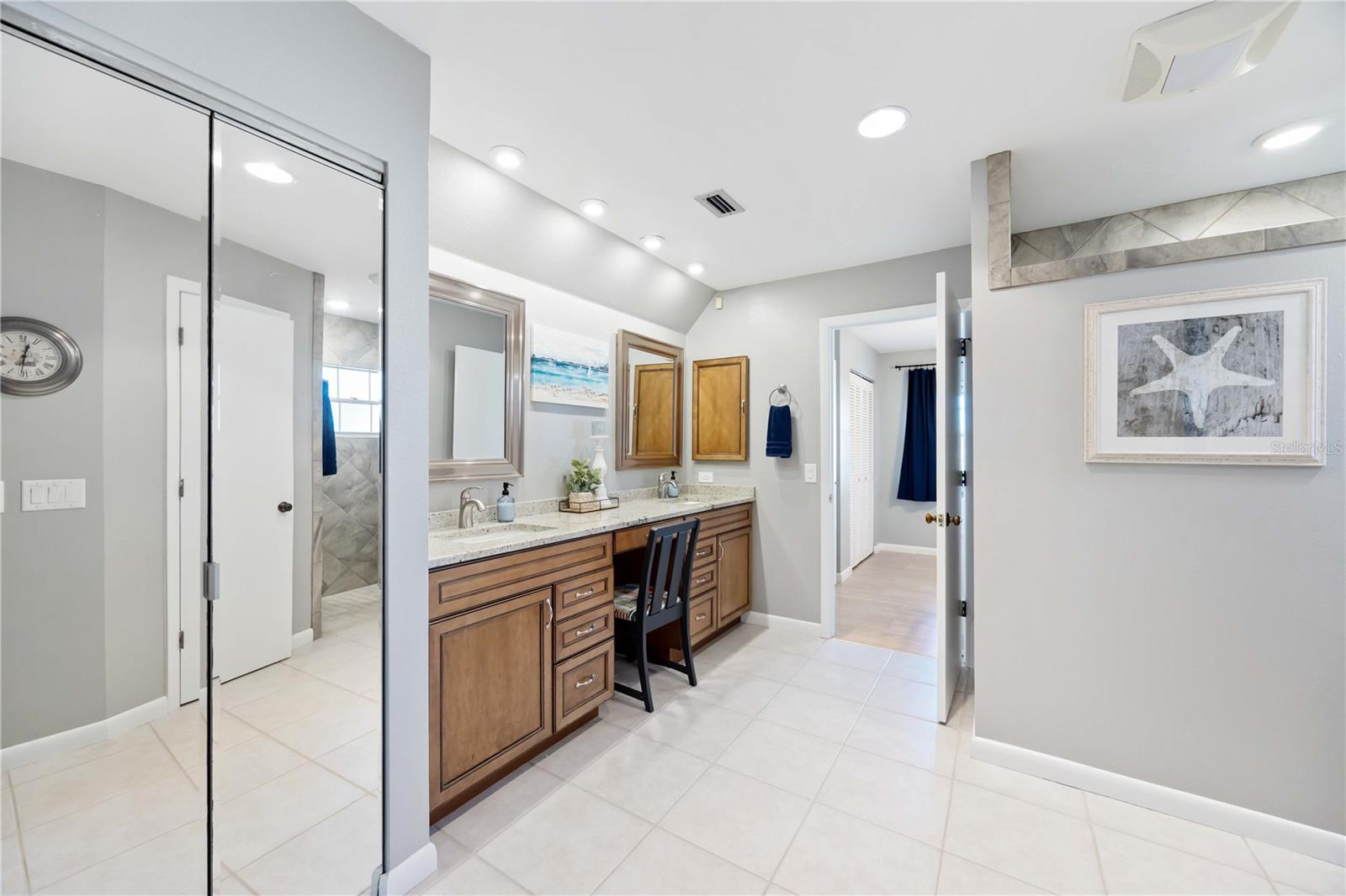 Image 33 of 53 For 4388 Pasadena Circle