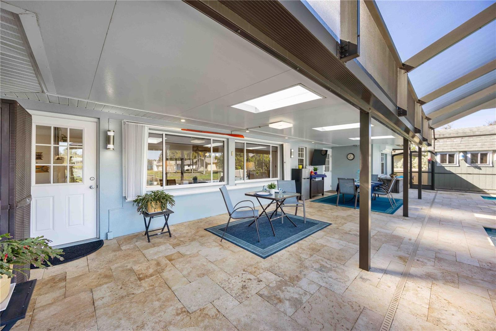 Image 42 of 53 For 4388 Pasadena Circle