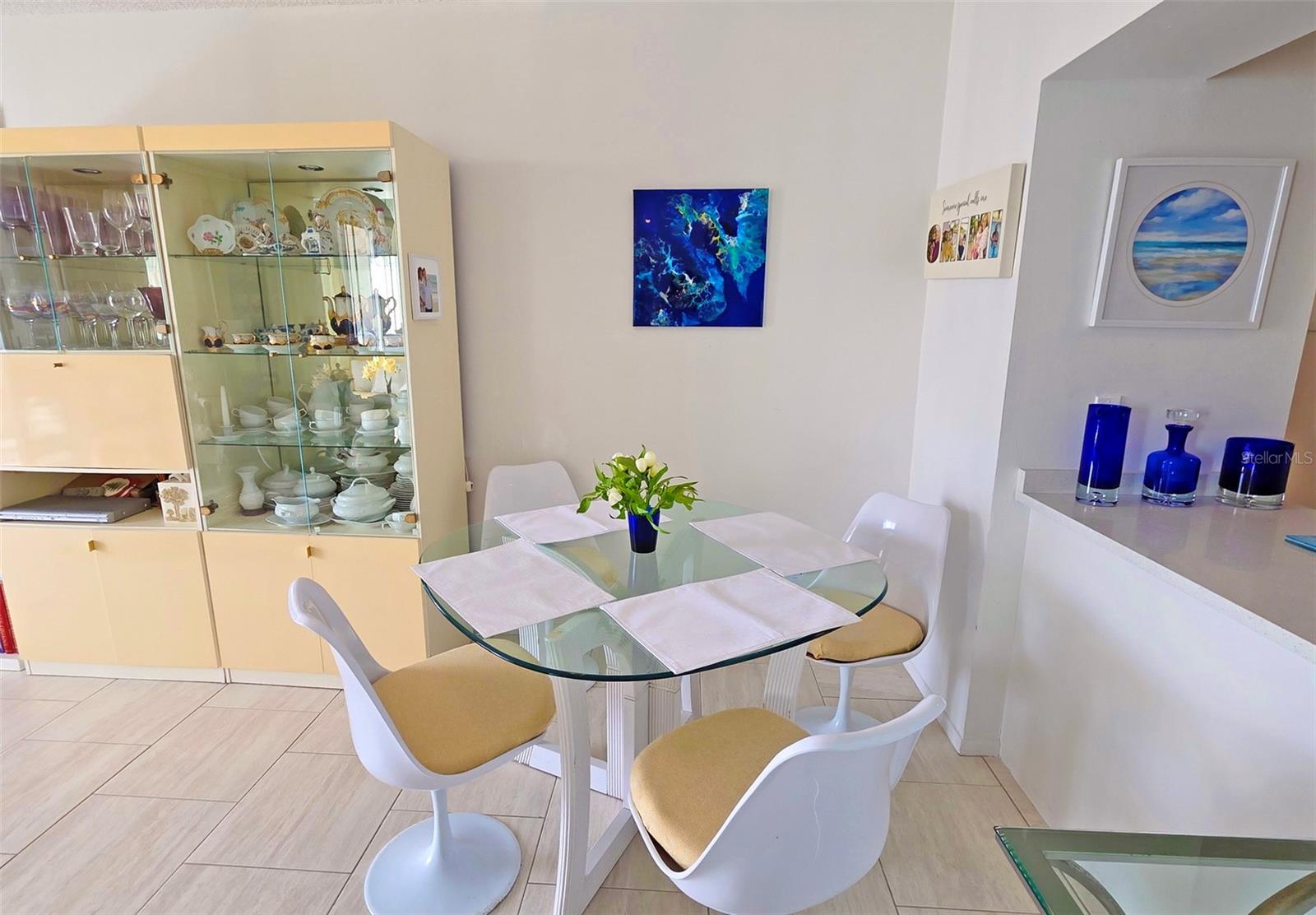 Image 12 of 33 For 1212 Ben Franklin Drive 1205