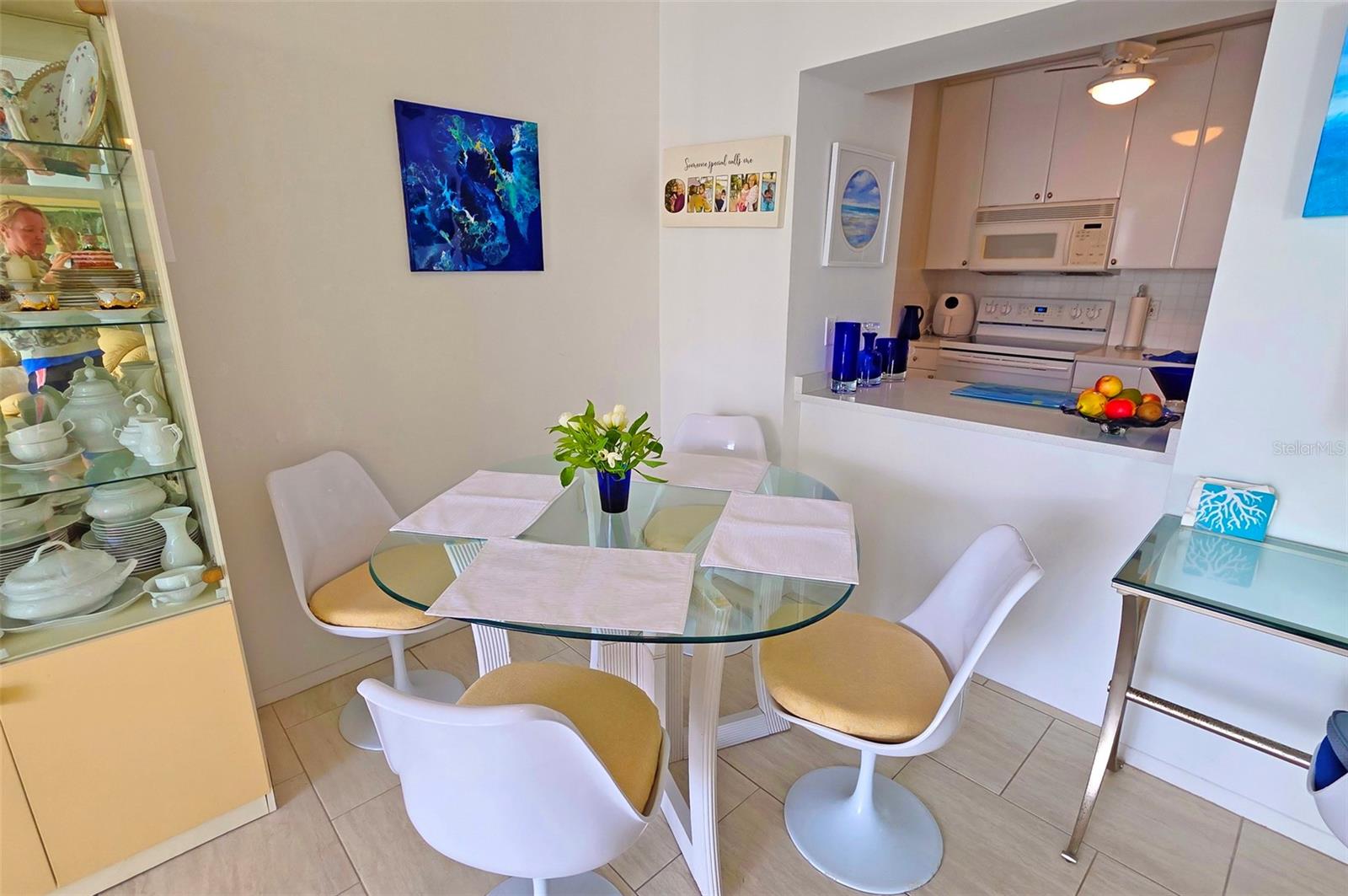 Image 13 of 33 For 1212 Ben Franklin Drive 1205