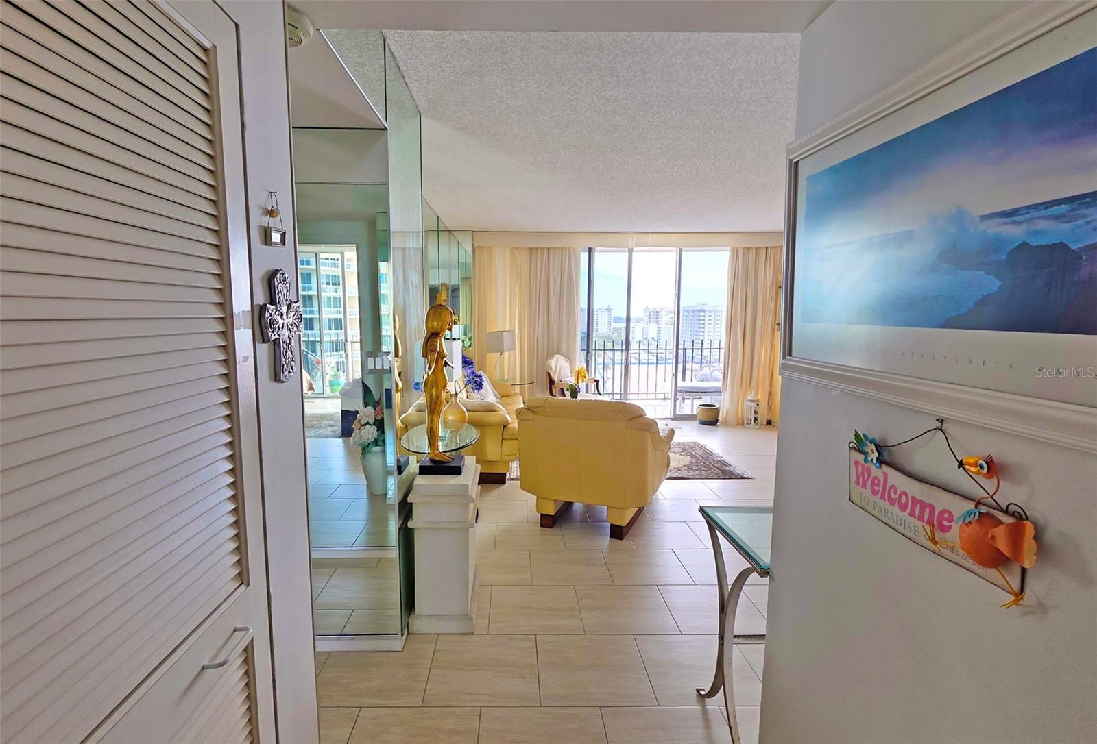 Image 6 of 33 For 1212 Ben Franklin Drive 1205