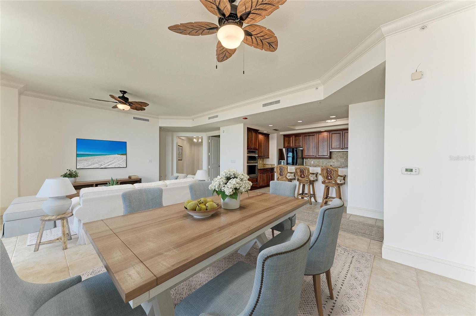 Image 21 of 69 For 140 Riviera Dunes Way 605