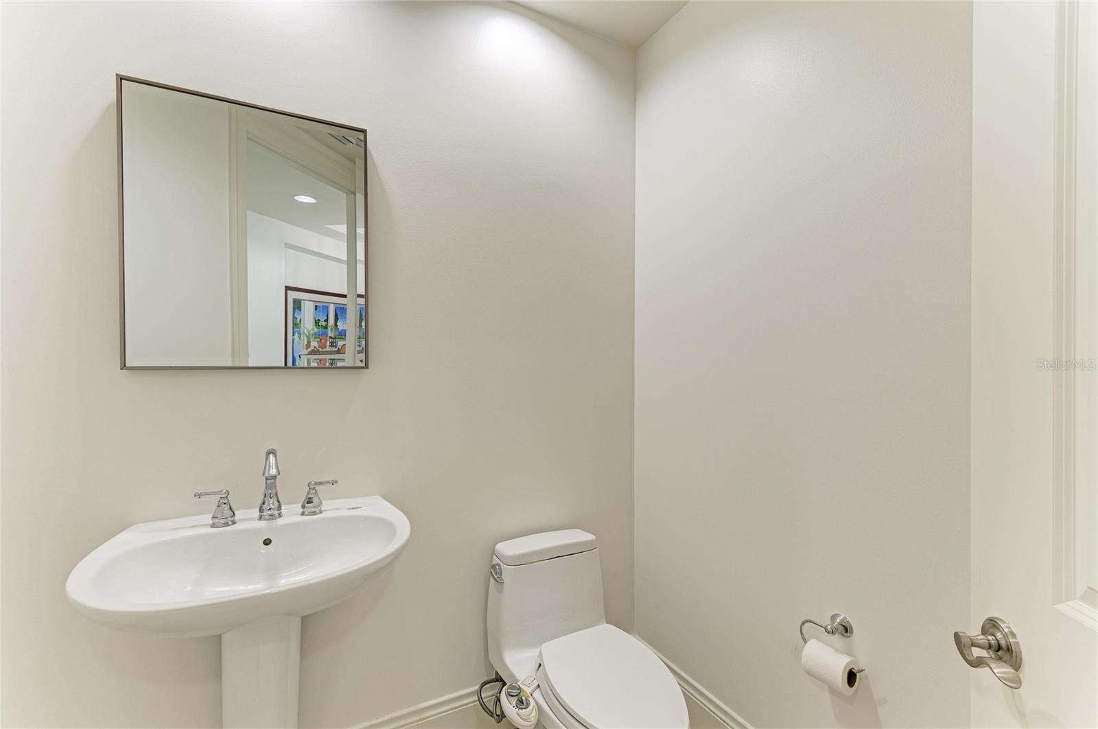 Image 32 of 69 For 140 Riviera Dunes Way 605