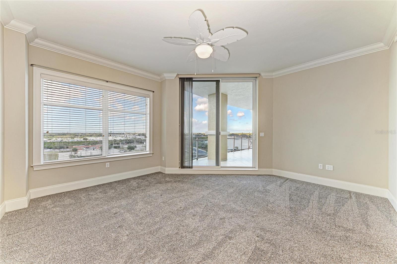 Image 41 of 69 For 140 Riviera Dunes Way 605