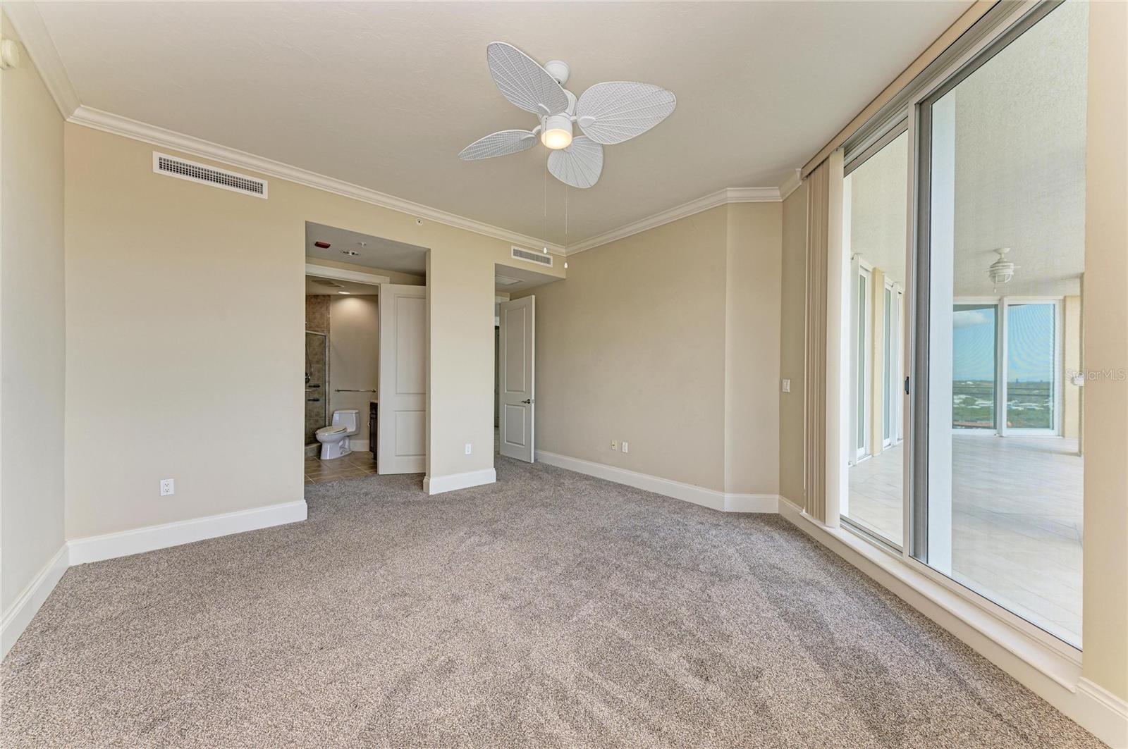 Image 51 of 69 For 140 Riviera Dunes Way 605