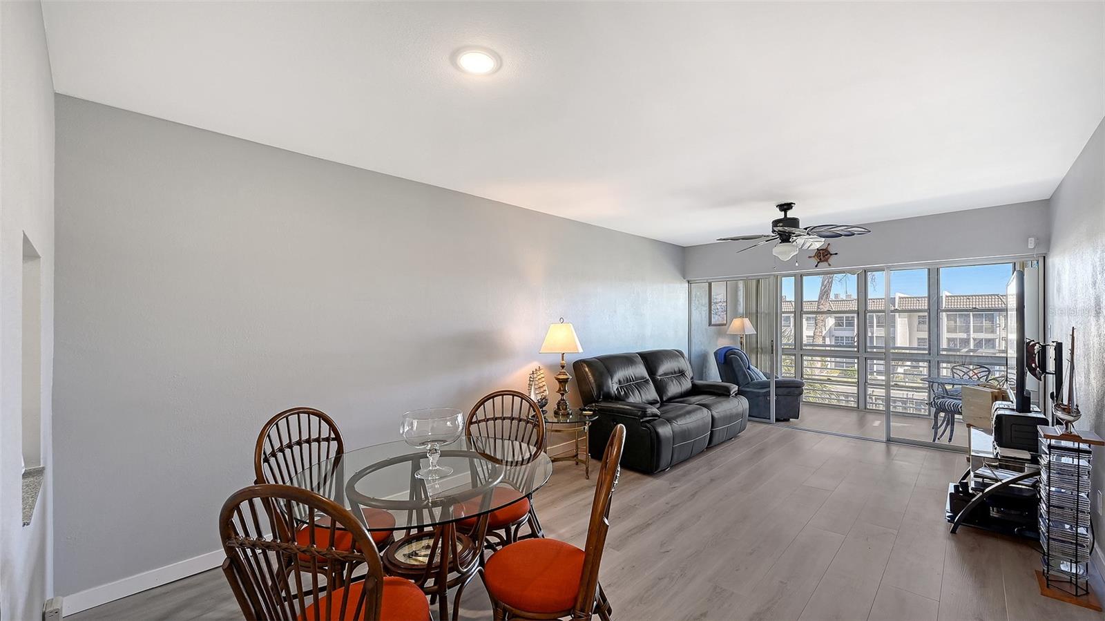 Image 7 of 69 For 4360 Chatham Drive 305