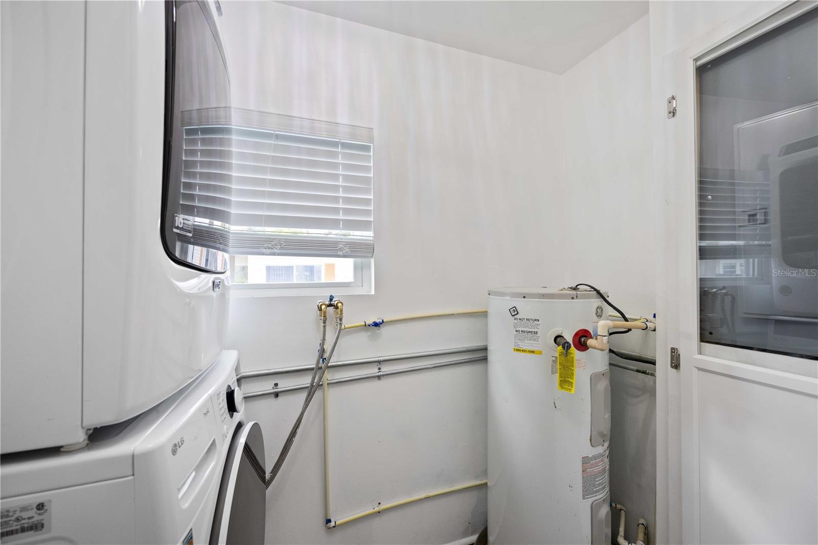 Image 13 of 25 For 10303 Burnt Store Road 131