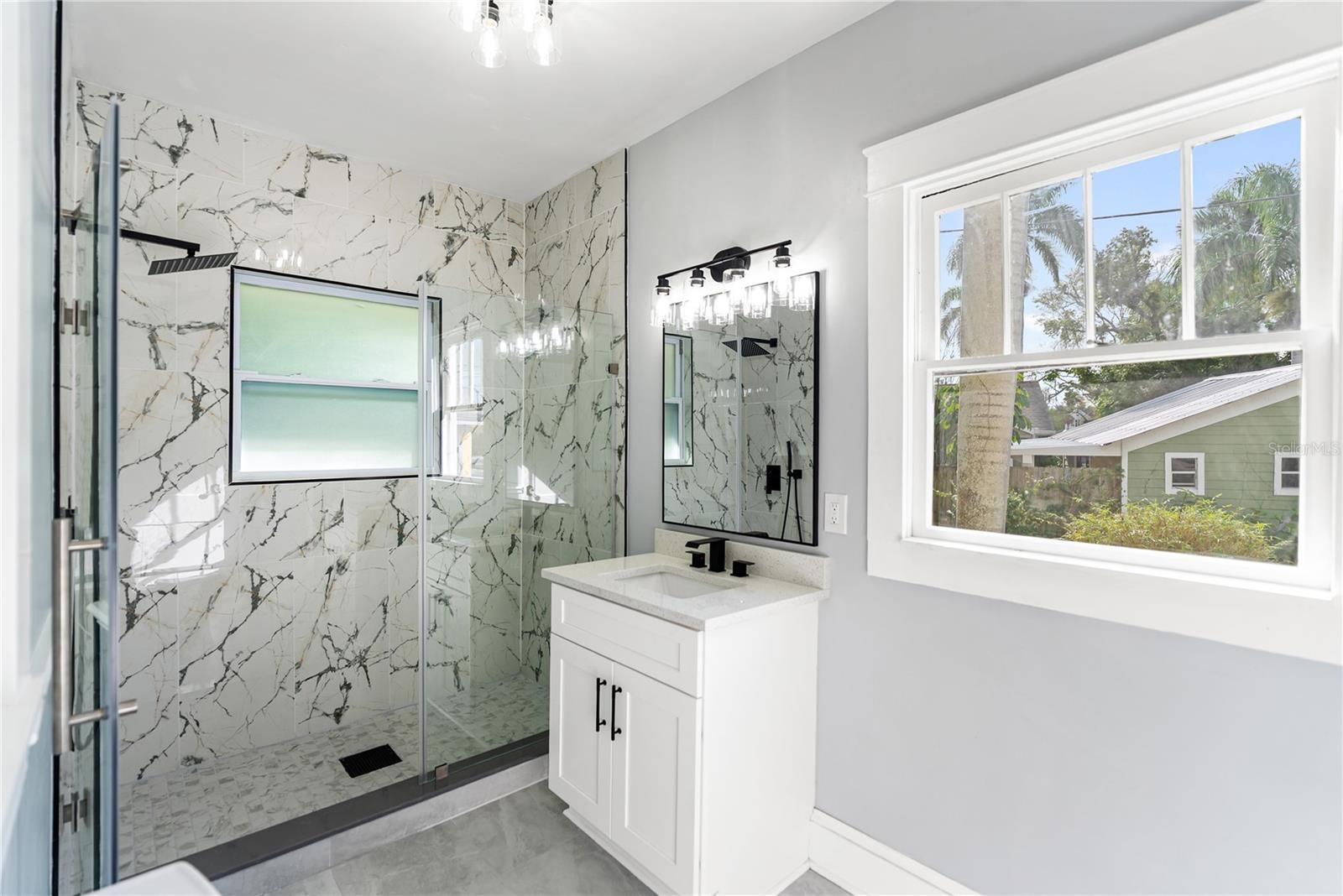 Image 30 of 75 For 1715 6th Avenue W