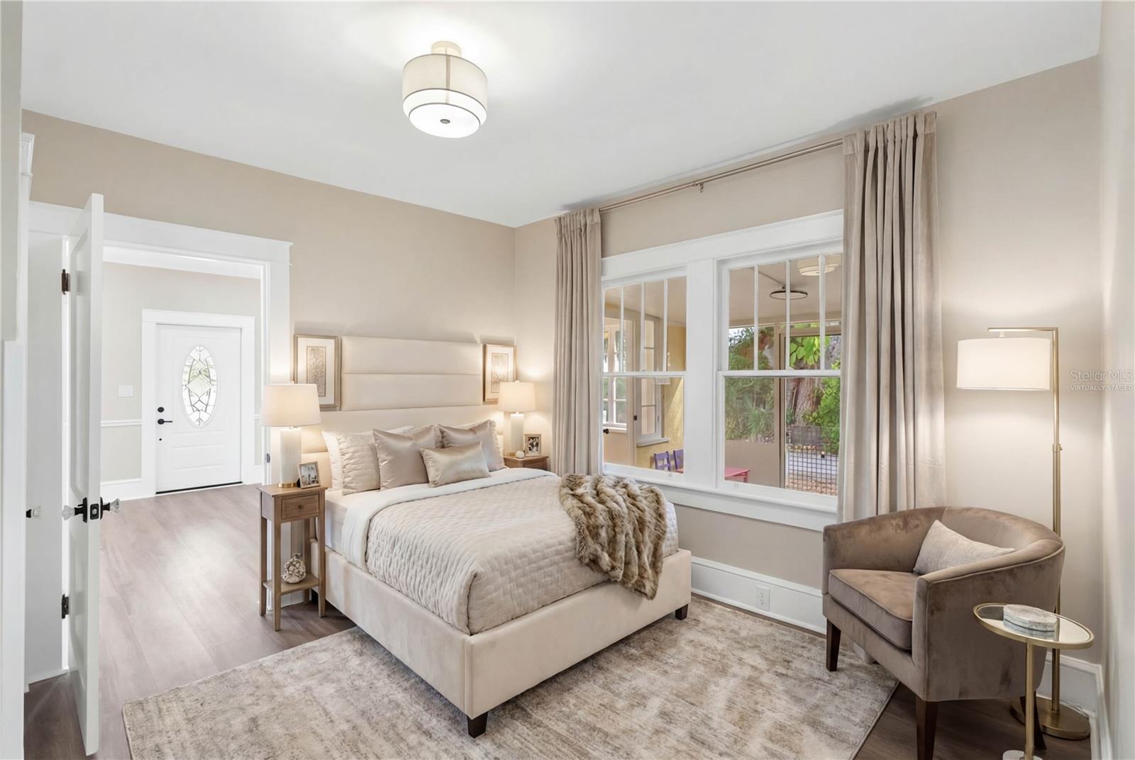 Image 43 of 75 For 1715 6th Avenue W