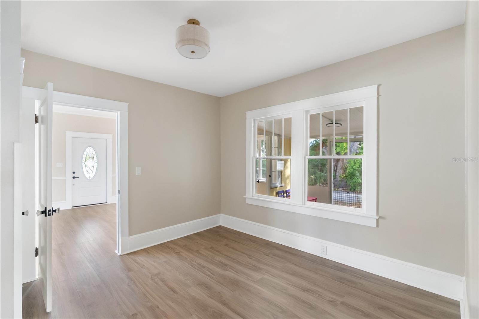 Image 45 of 75 For 1715 6th Avenue W