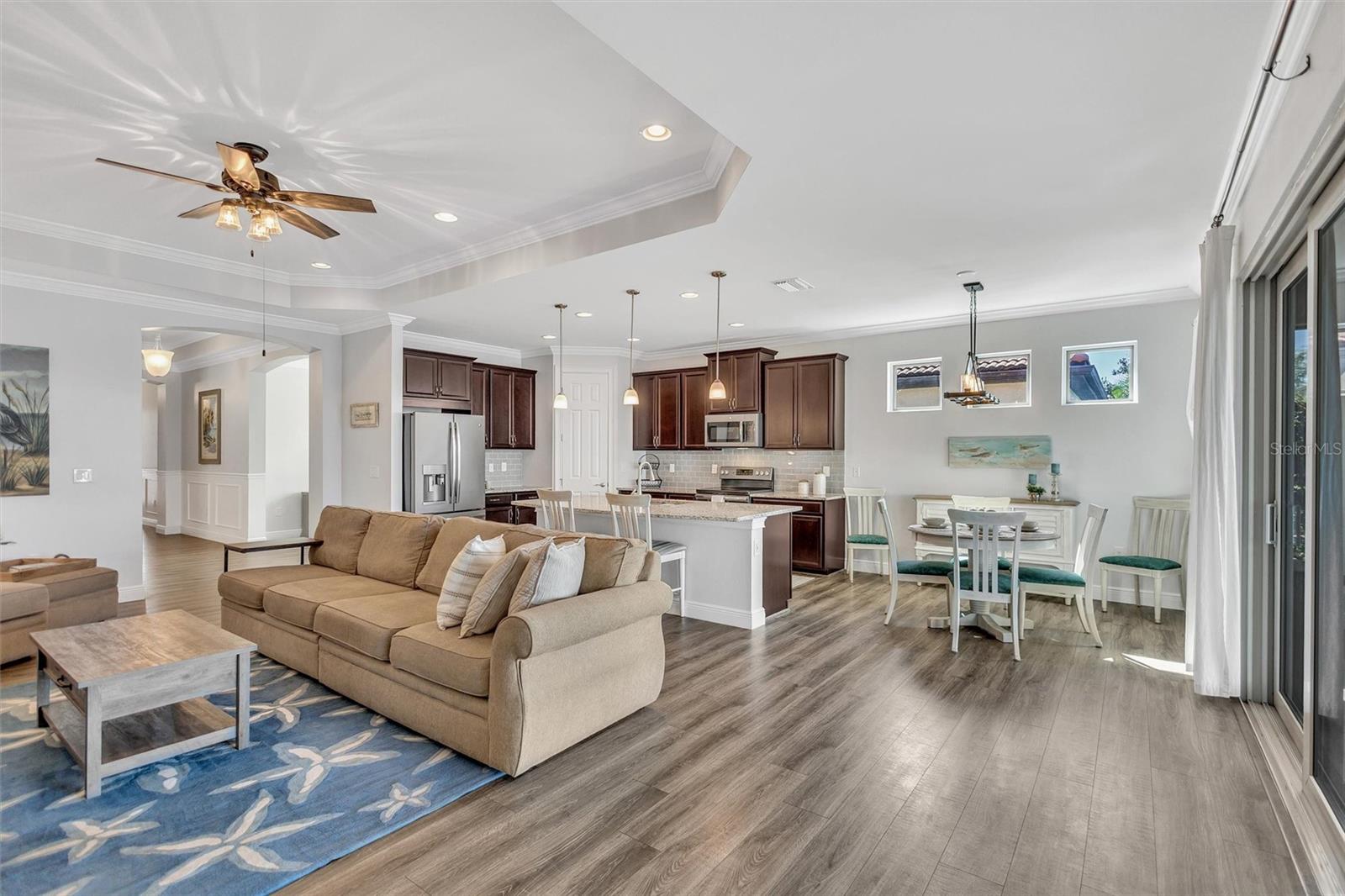 Image 19 of 69 For 159 Toscavilla Boulevard