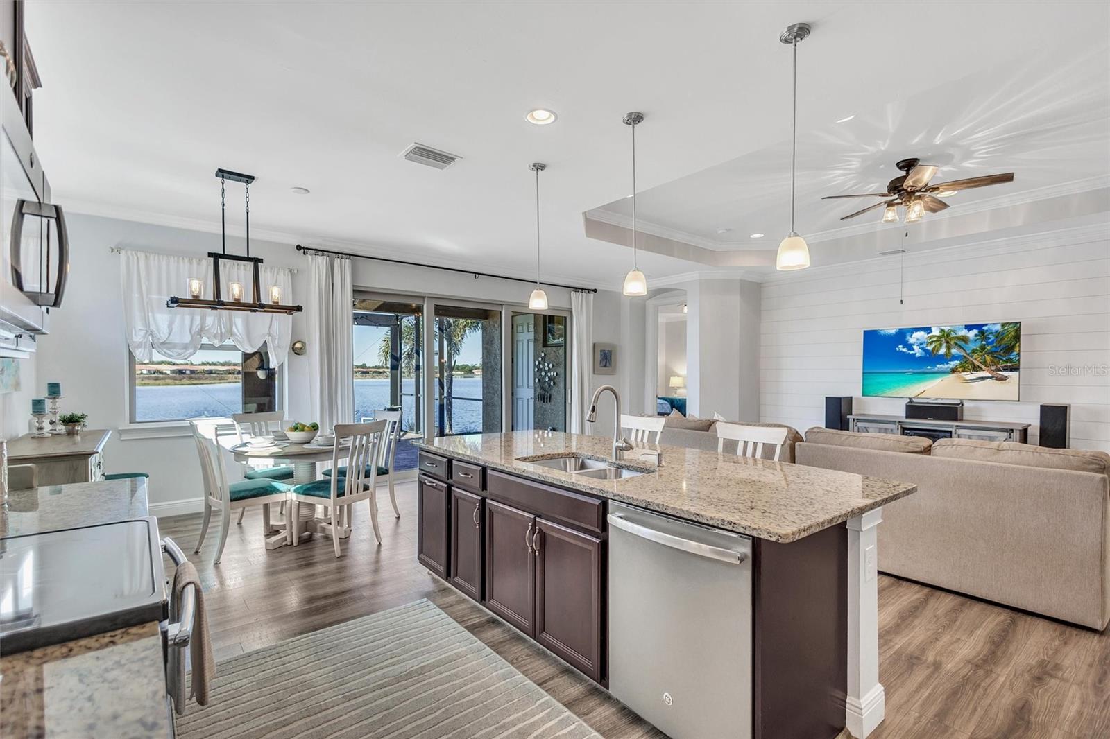 Image 23 of 69 For 159 Toscavilla Boulevard