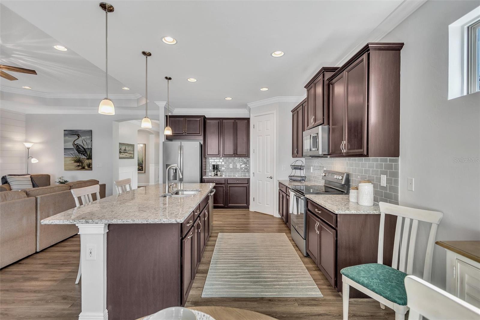 Image 25 of 69 For 159 Toscavilla Boulevard