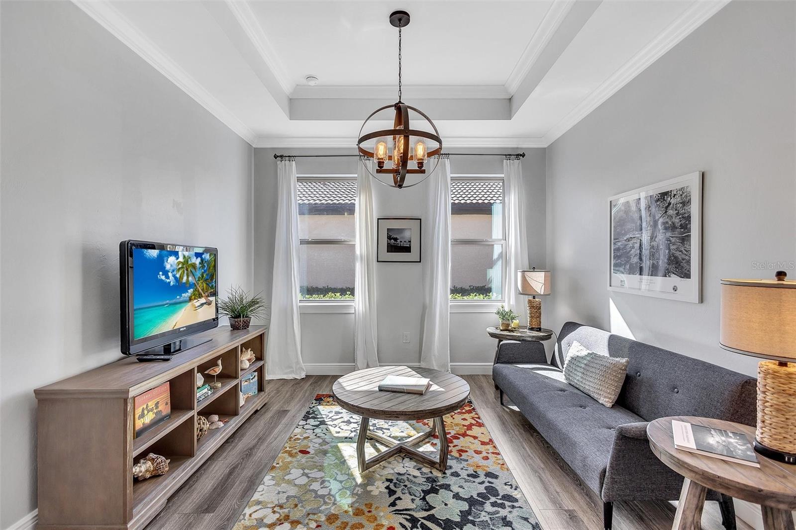 Image 28 of 69 For 159 Toscavilla Boulevard