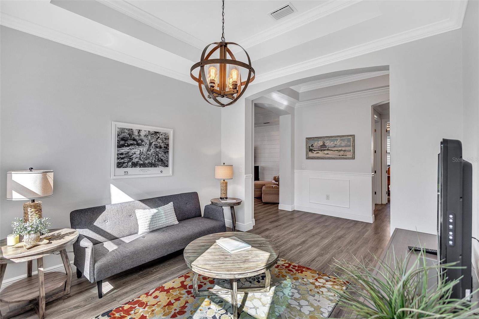 Image 29 of 69 For 159 Toscavilla Boulevard