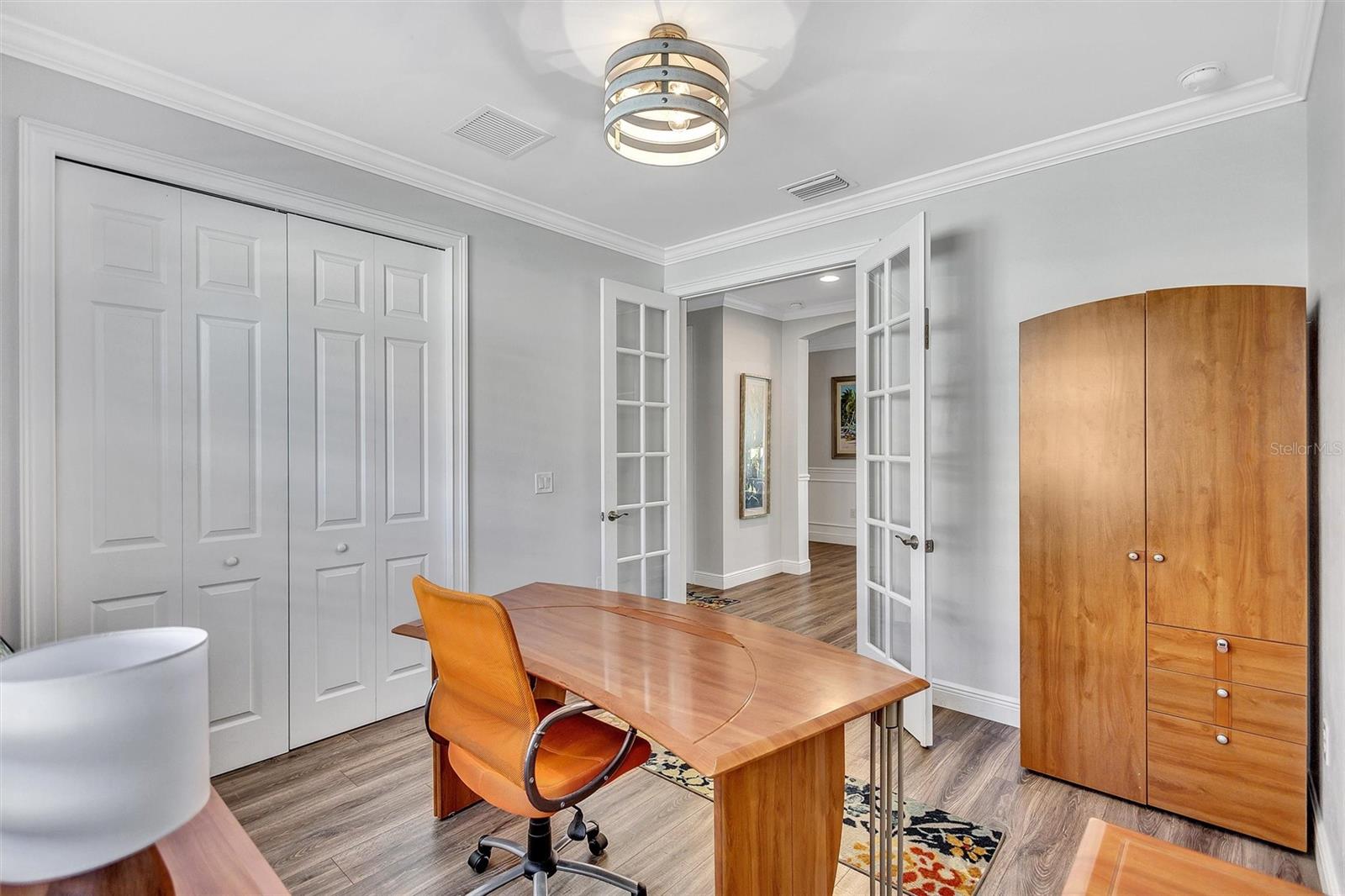 Image 33 of 69 For 159 Toscavilla Boulevard