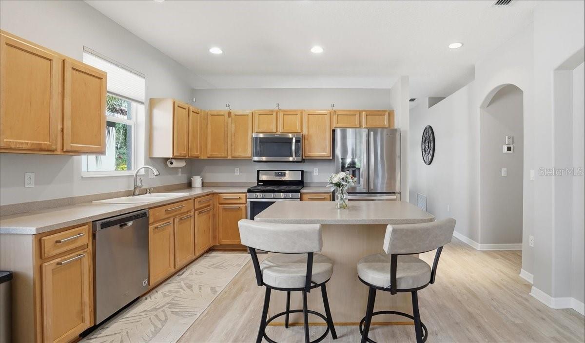 Image 16 of 75 For 8997 Stone Harbour Loop