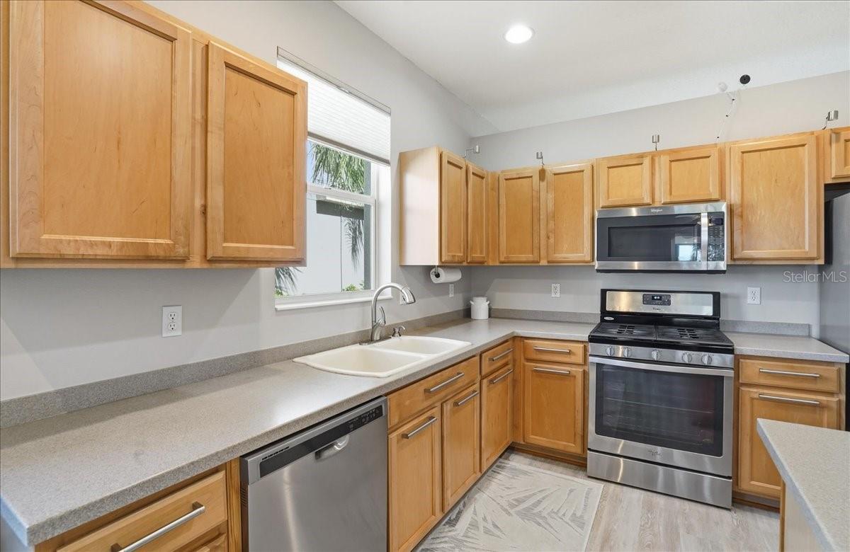 Image 18 of 75 For 8997 Stone Harbour Loop