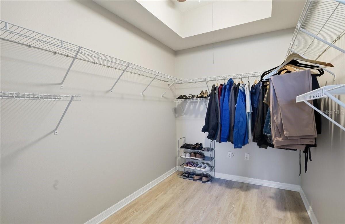 Image 34 of 75 For 8997 Stone Harbour Loop