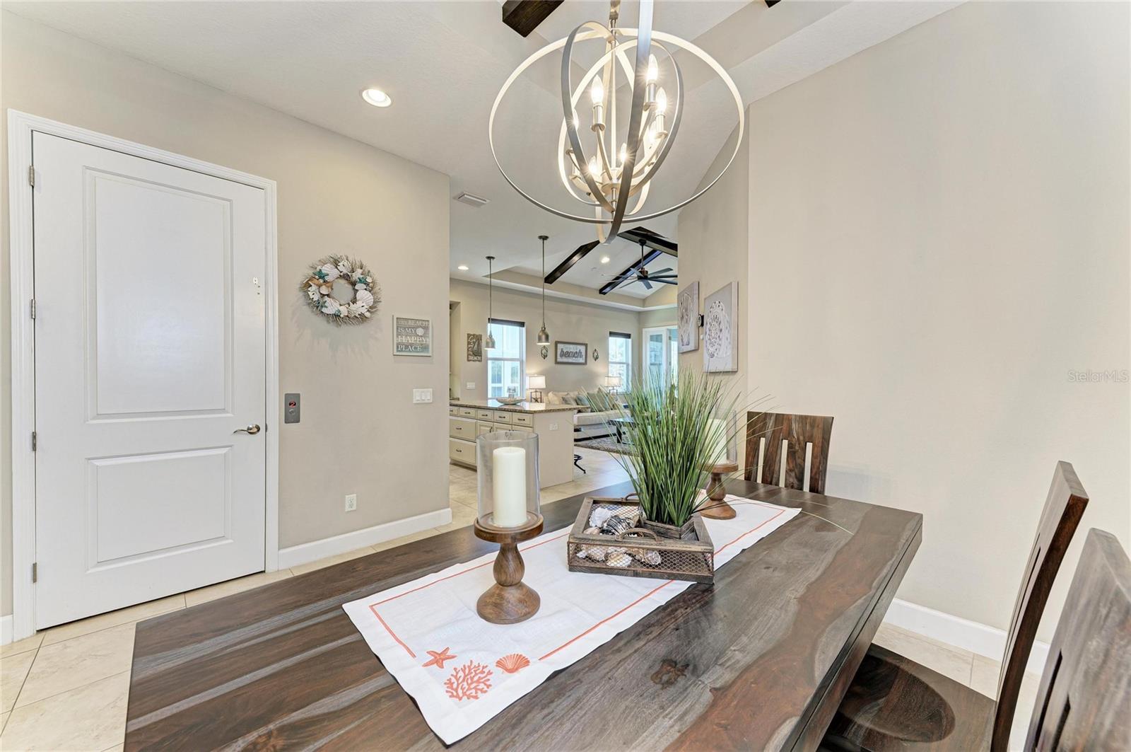 Image 13 of 98 For 339 Sapphire Lake Drive 201