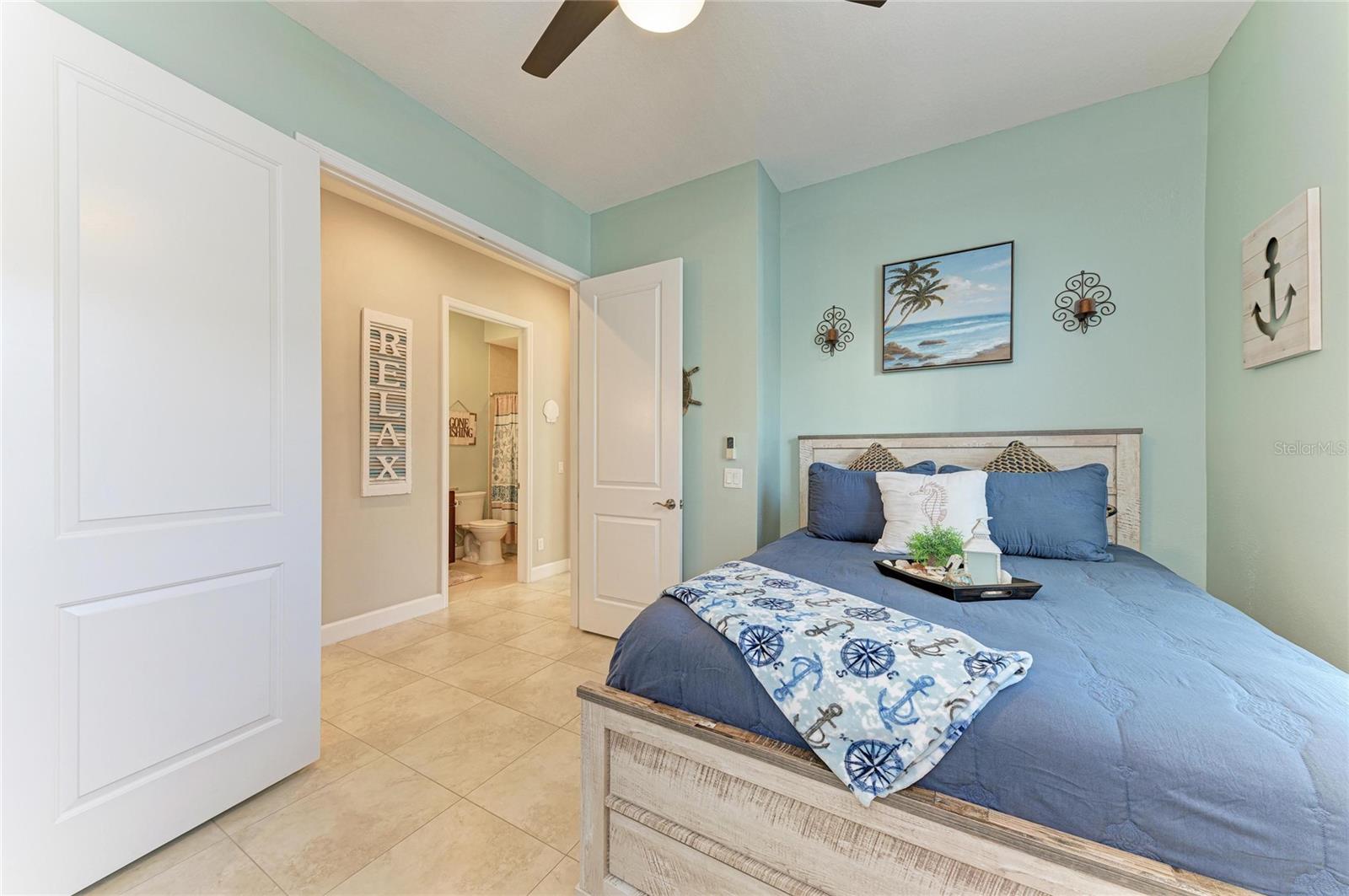 Image 36 of 98 For 339 Sapphire Lake Drive 201