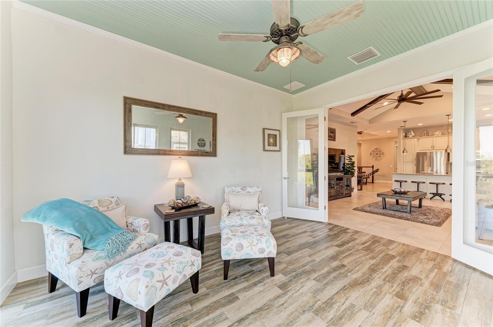 Image 42 of 98 For 339 Sapphire Lake Drive 201