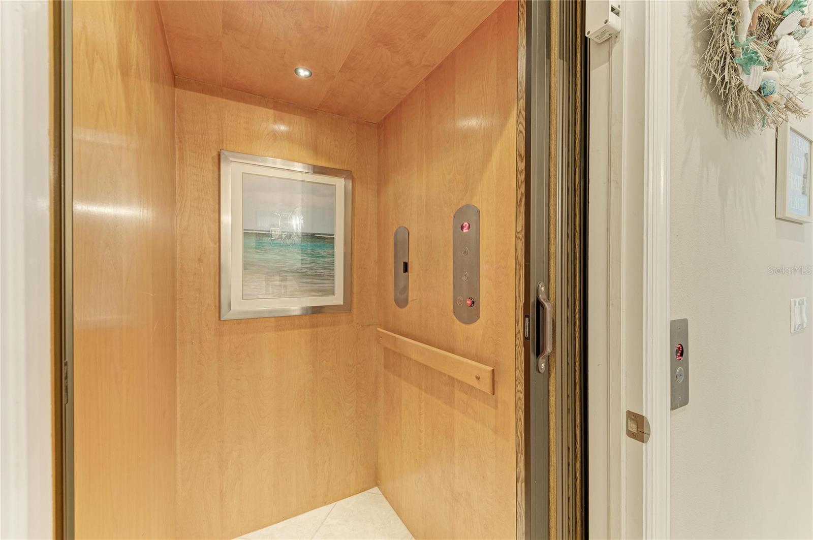 Image 44 of 98 For 339 Sapphire Lake Drive 201