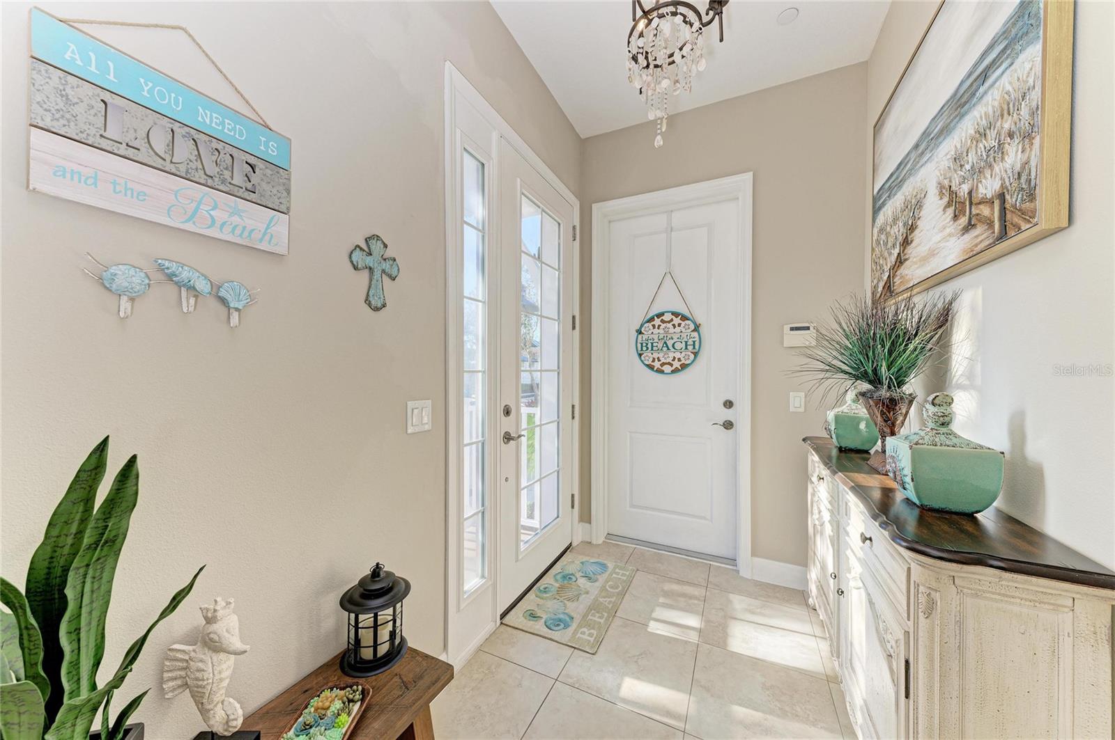 Image 8 of 98 For 339 Sapphire Lake Drive 201