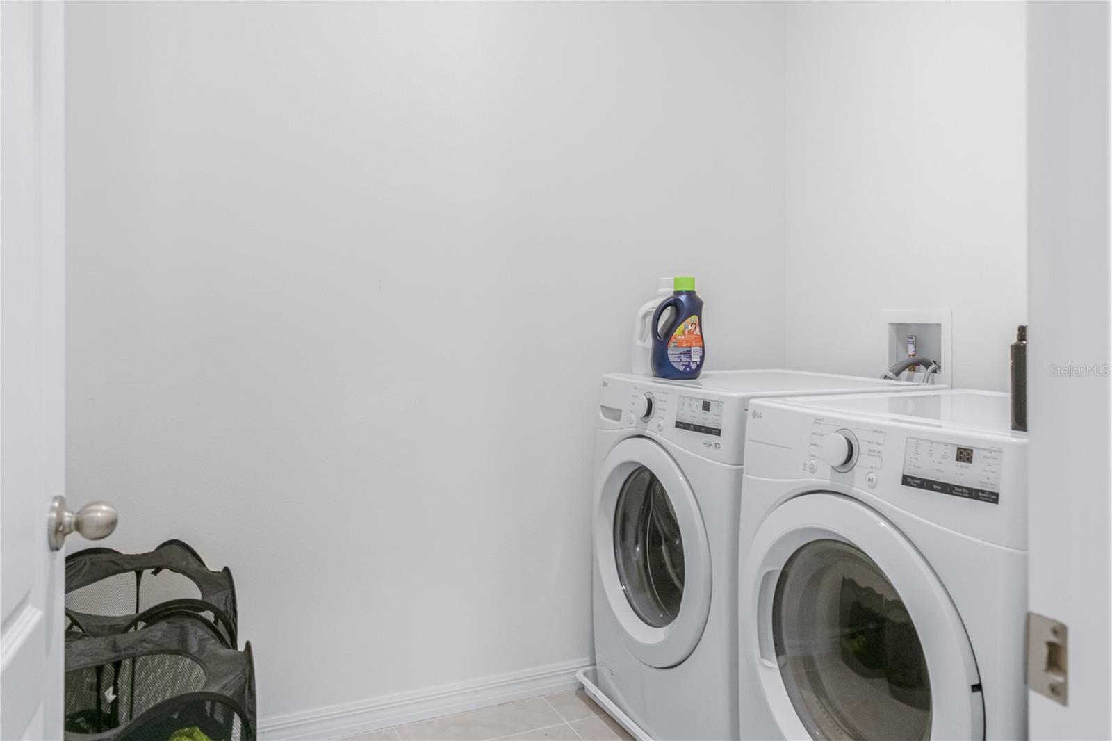 Image 28 of 29 For 2454 Taloncrest