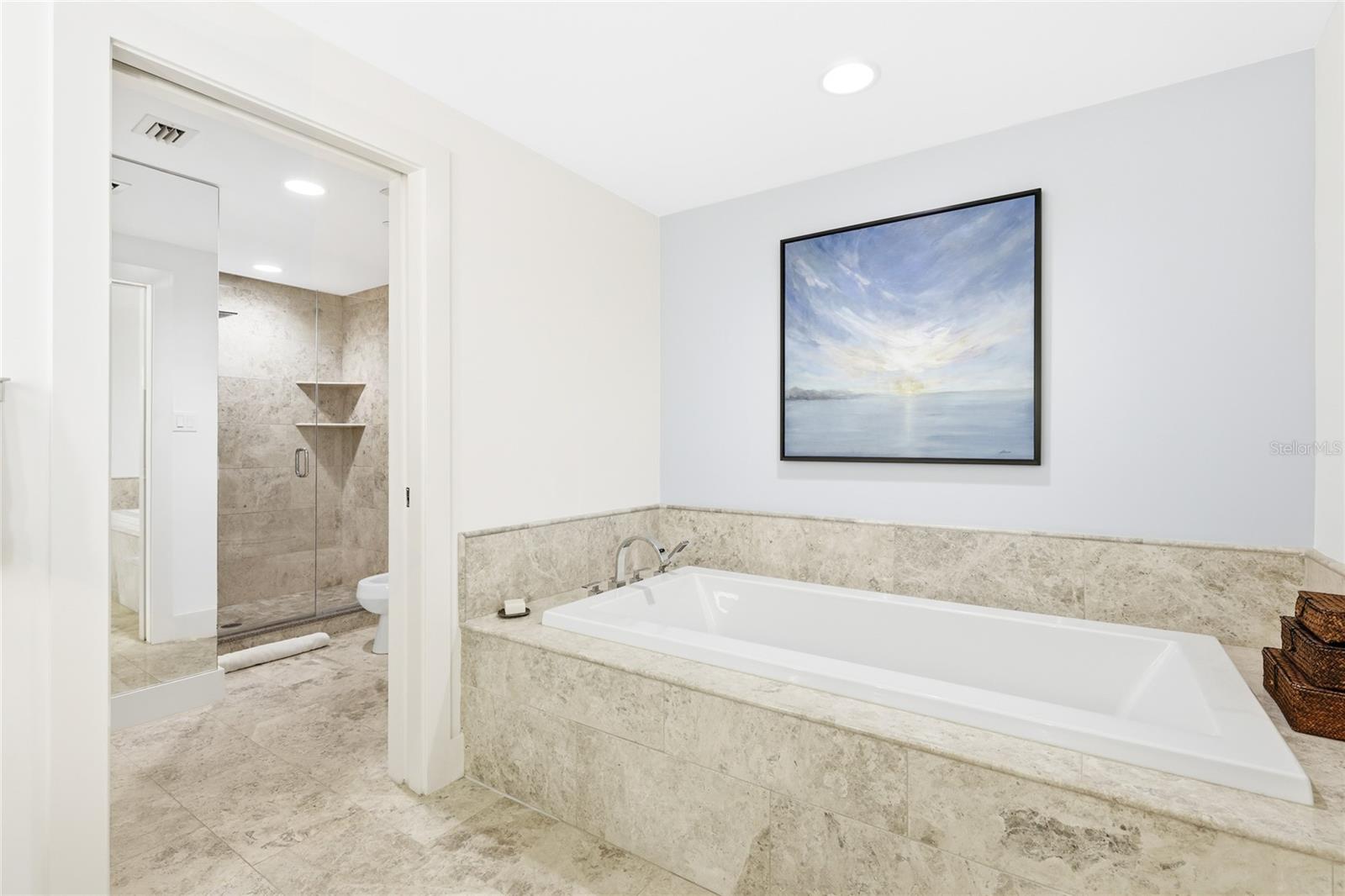 Image 17 of 58 For 455 Longboat Club Road 408