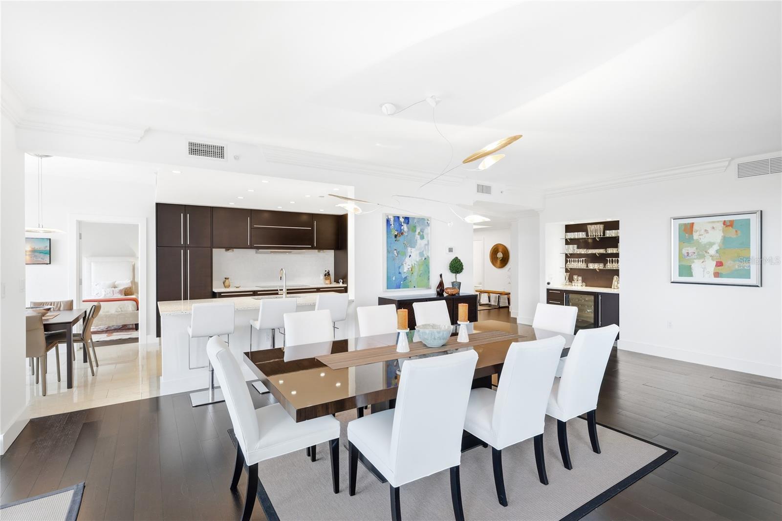 Image 7 of 58 For 455 Longboat Club Road 408