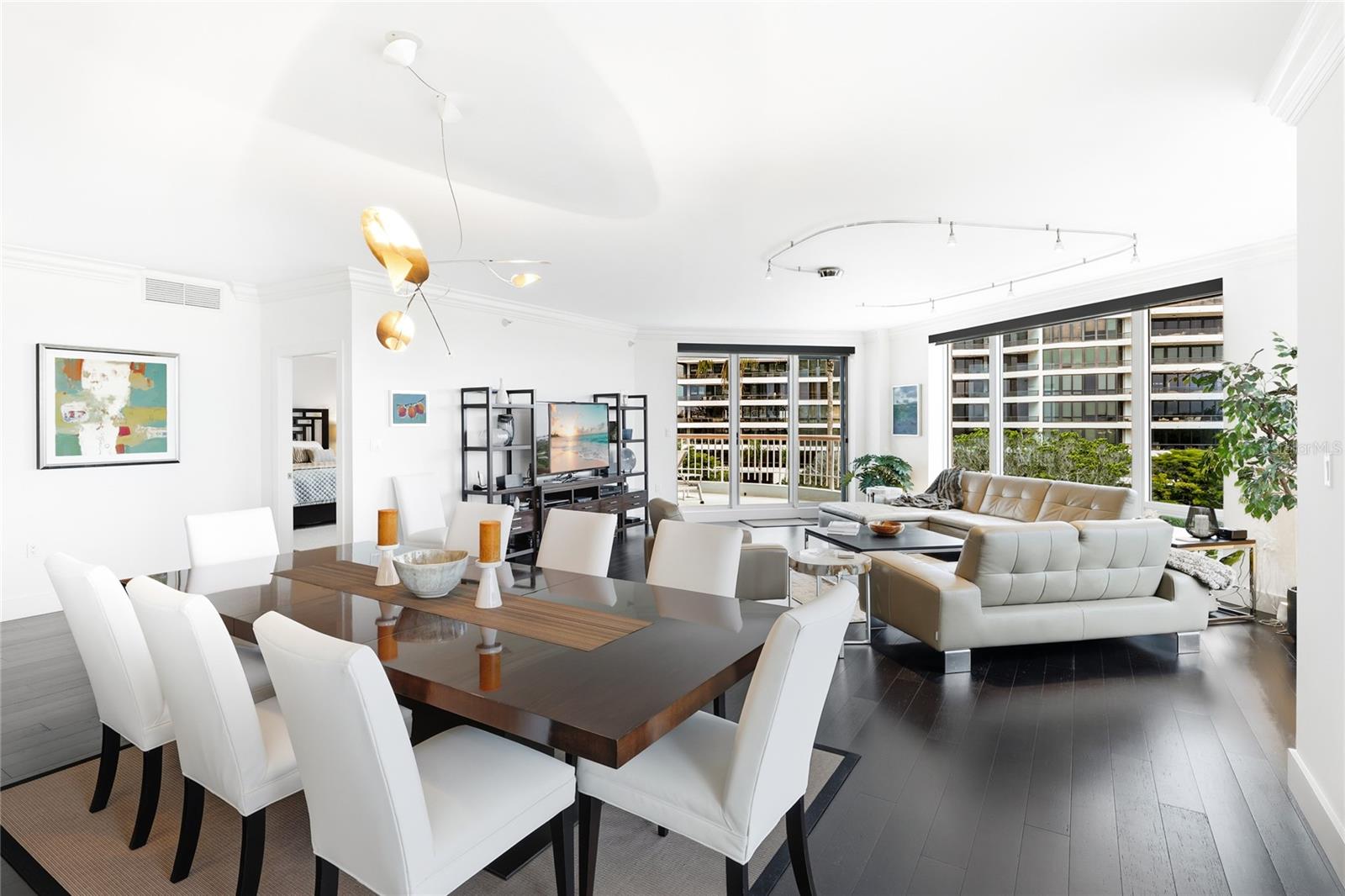 Image 8 of 58 For 455 Longboat Club Road 408