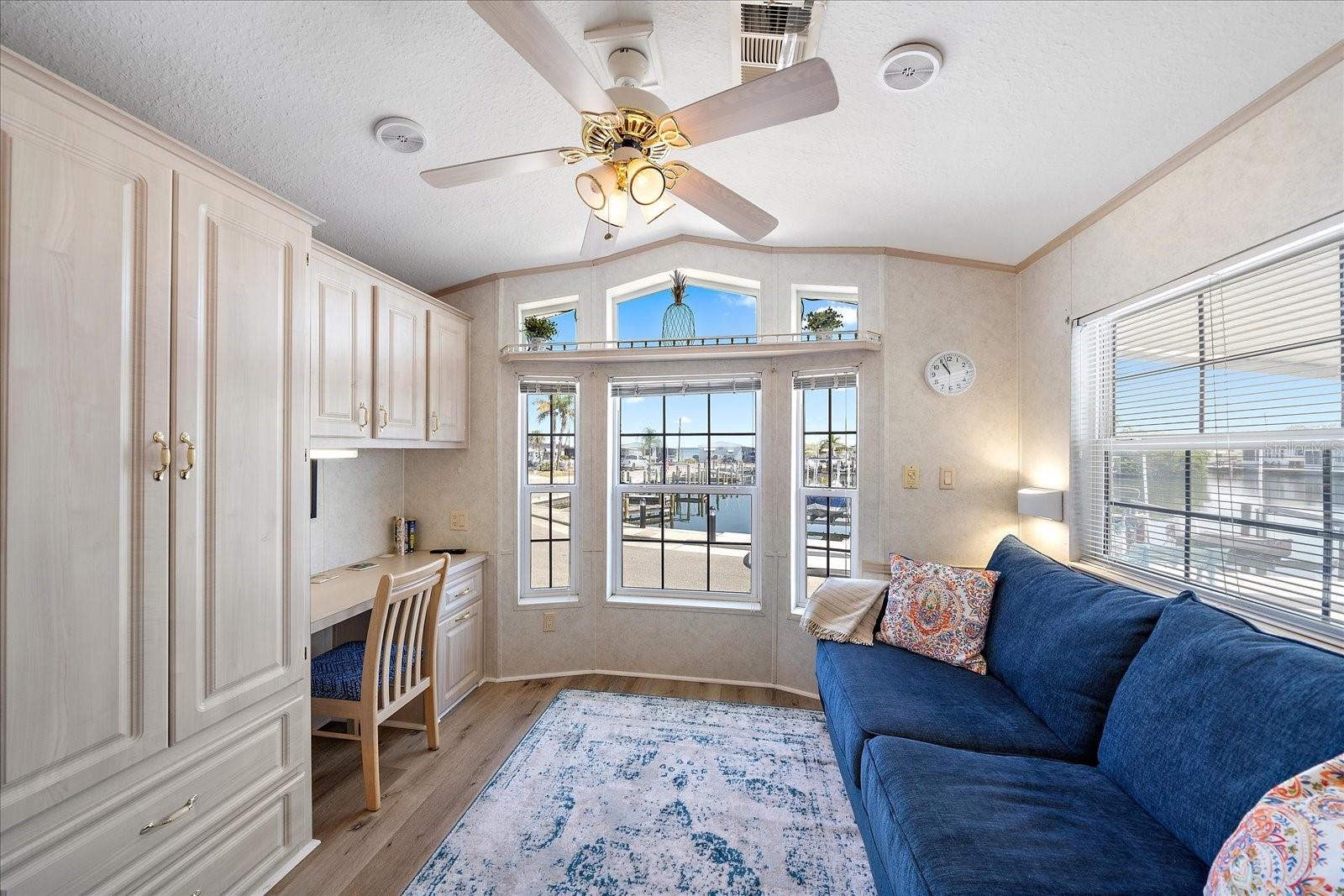 Image 6 of 27 For 14 Basin Street