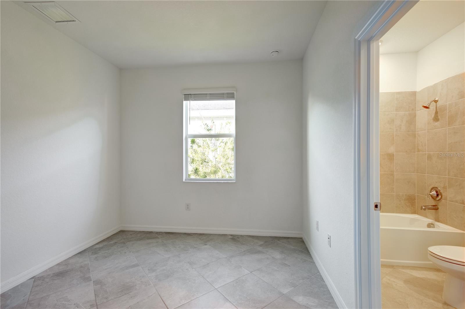 Image 10 of 28 For 19065 Cabernet Court