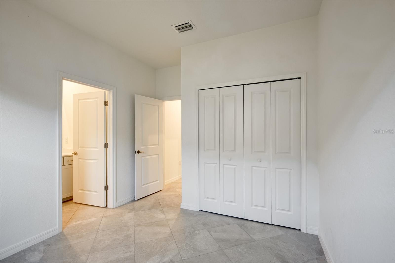 Image 17 of 28 For 19065 Cabernet Court