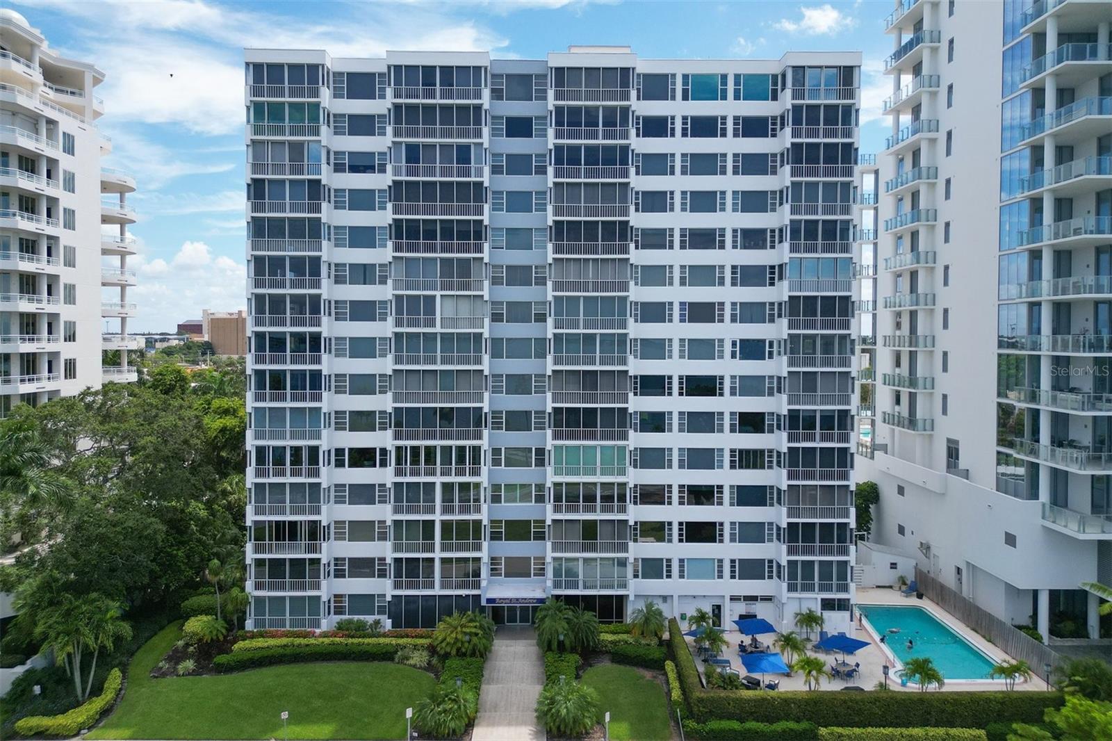 Image 3 of 37 For 555 Gulfstream Avenue 804