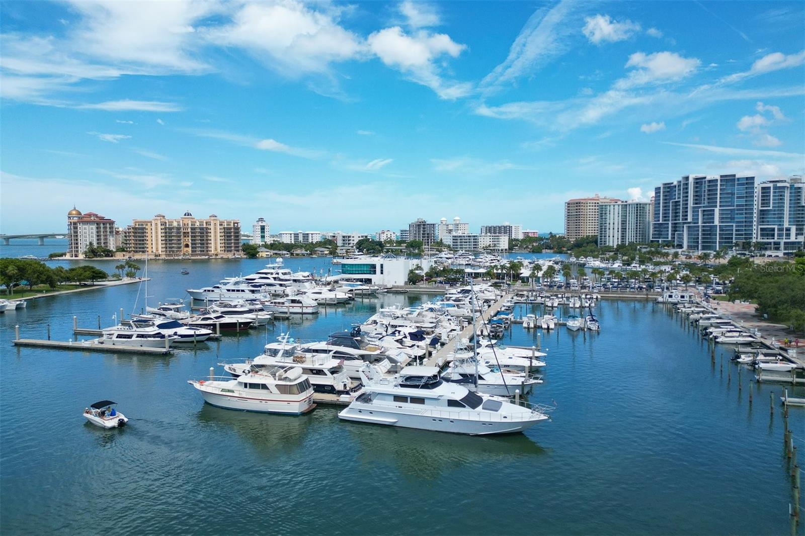 Image 31 of 37 For 555 Gulfstream Avenue 804