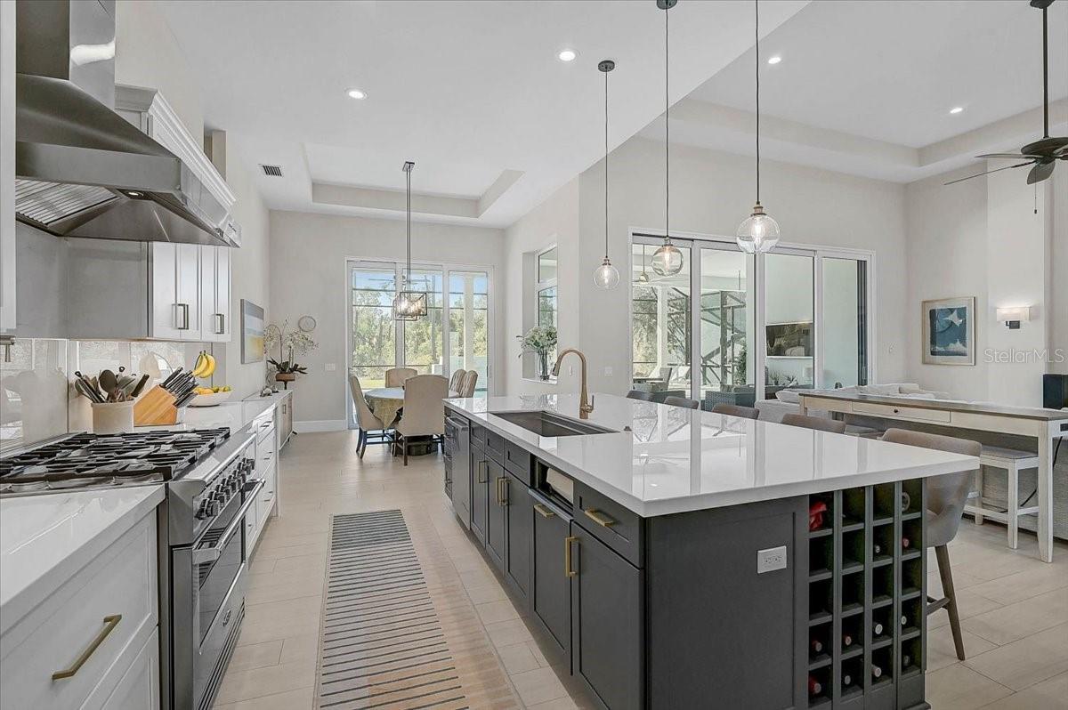 Image 10 of 53 For 960 Highland Circle