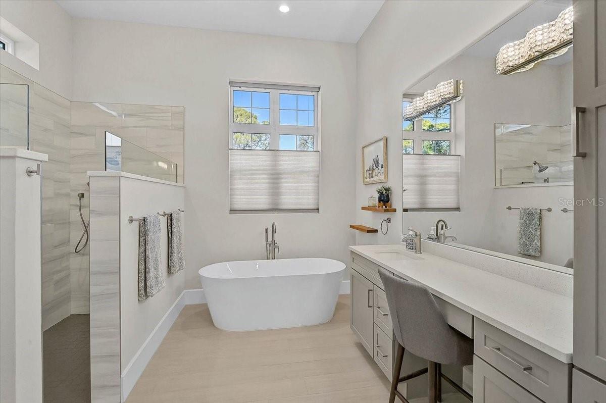 Image 19 of 53 For 960 Highland Circle