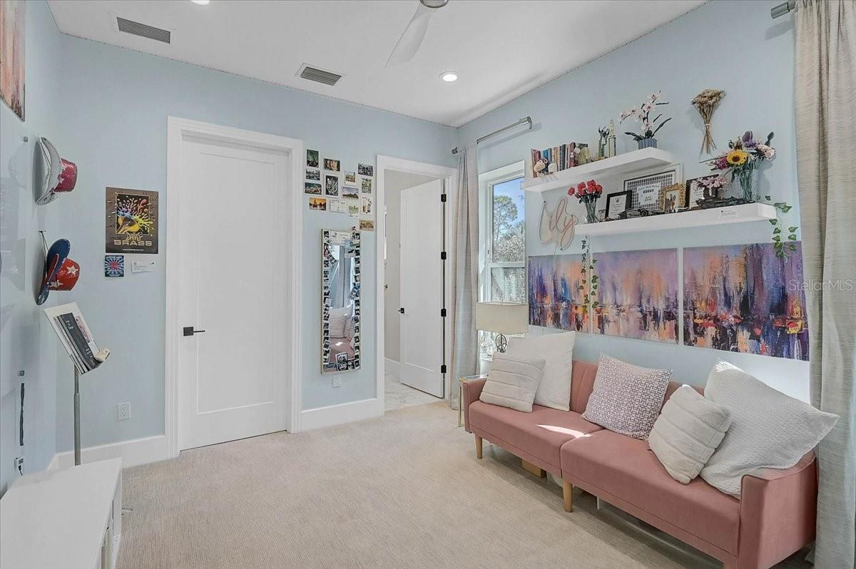 Image 28 of 53 For 960 Highland Circle